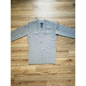 NWOT Banana Republic V-Neck Sweater